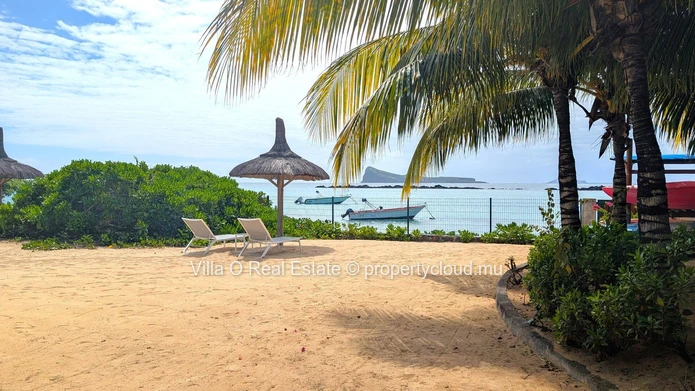 Breathtaking view from this beautiful apartment in a waterfront secure residence, with a lovely pool on the deck amid...