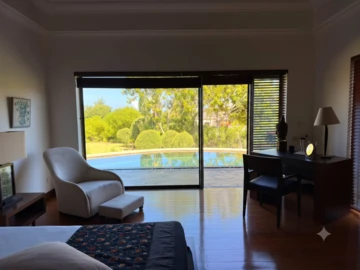 7 Bedroom House