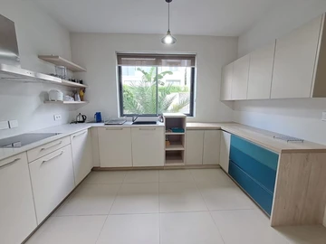 3 Bedroom Townhouse, Duplex
