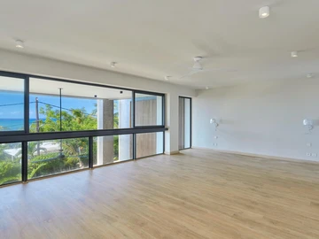 4 Bedroom Apartment