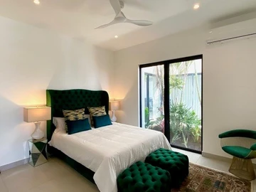 4 Bedroom Villa