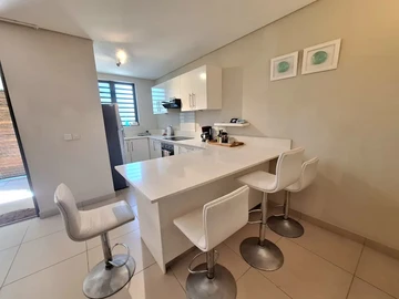 2 Bedroom Townhouse, Duplex