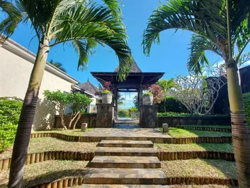 6 Bedroom Villa
