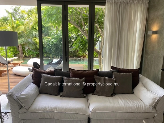 Long-Term Rental in Cap Malheureux – 4-Bedroom Villa with Pool Just Steps from the Sea