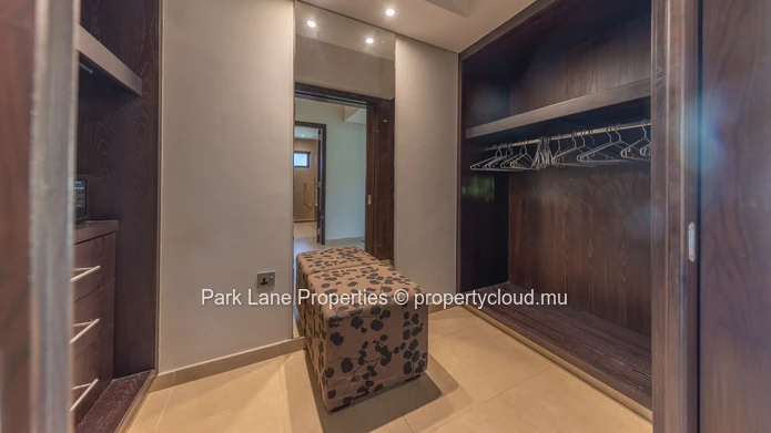 Appartement au rez-de-chaussée idéalement situé avec vue sur le parcours de golf