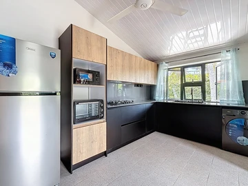 7 Bedroom Apartment