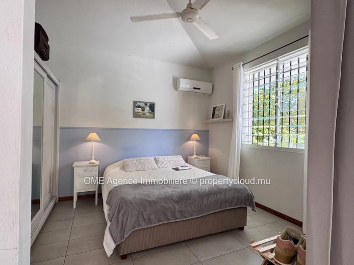 Authentique maison mauricienne sur un vaste terrain tropical avec piscine