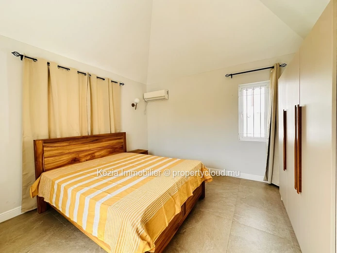 Family Villa With Swimming Pool And Garden