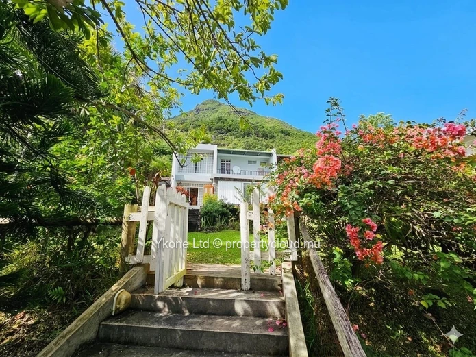 House For Sale In Sodnac, Quatre Bornes