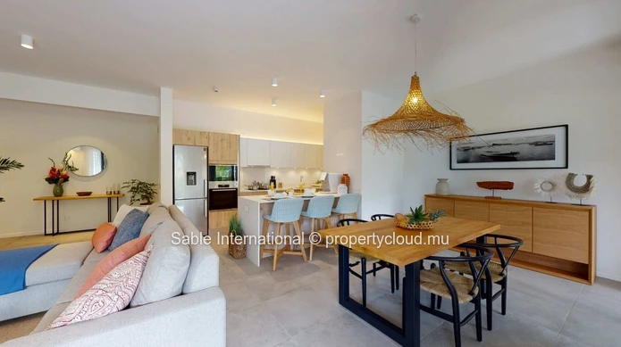 Luxury RES Apartment with Communal Pool in Prime Grand Baie Location! 2 Beds, Balcony, Indoor Spa, Close to Amenities.