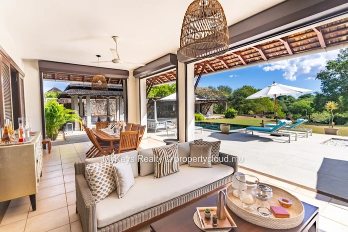 Villa d'exception dans un Golf.