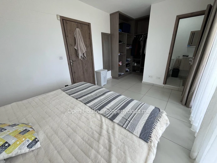 3-bedroom townhouse with private pool for rent in Flic en Flac