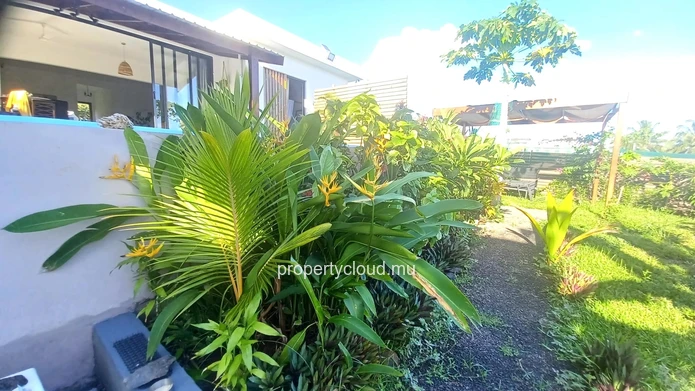 Tamarin – À vendre, villa récente 3 chambres avec piscine et vue dégagée