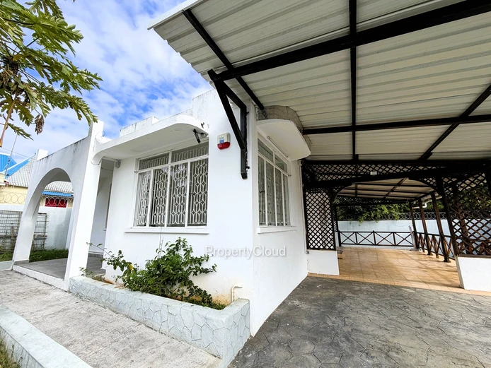 Renovated Office Premises With Parking For Rent | Beau Bassin