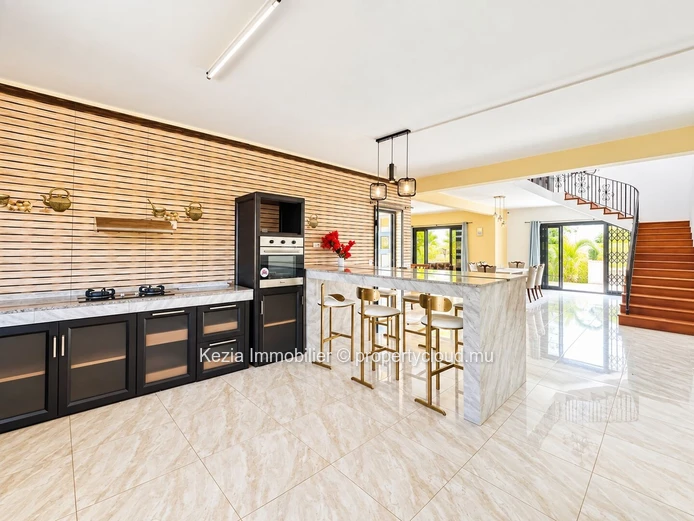 Spacious Family Villa