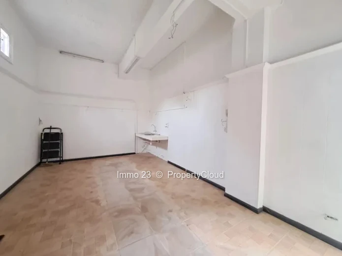 Commercial Space - 25m2 - Curepipe