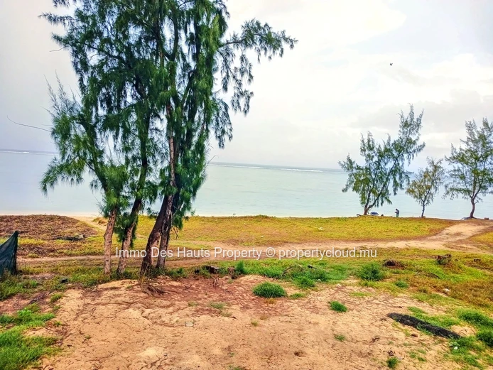 Residential Project Beach Front Riambel for sale 