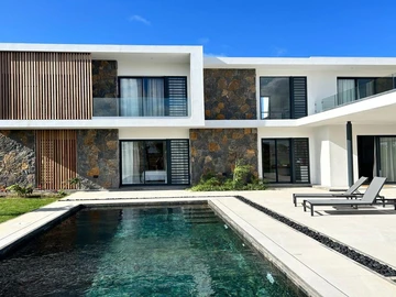 4 Bedroom Villa