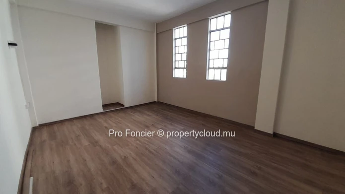 Apartment for sale in Quatre-Bornes - Well Located