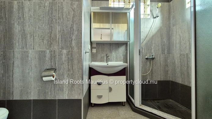 100m2 flat for rent in Grand Baie !