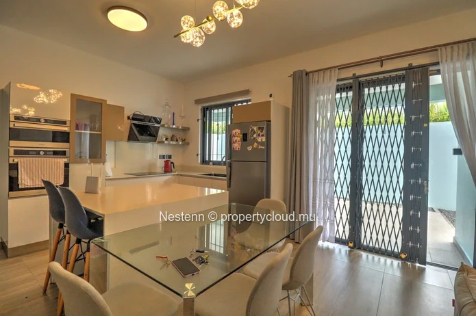 Maison entièrement meublée à vendre 