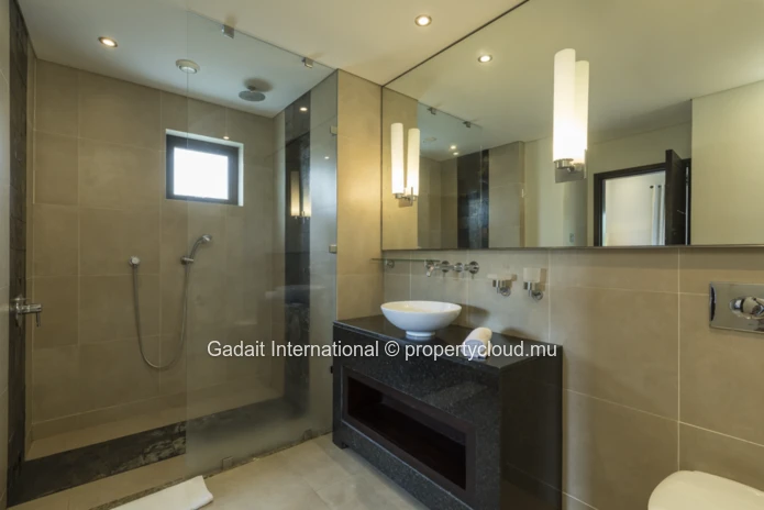 Location d'Appartement d'Exception | 3 Chambres en Rez-de-jardin à Anahita, Île Maurice