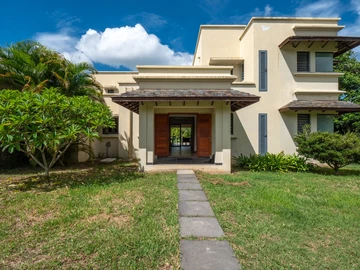 5 Bedroom Villa