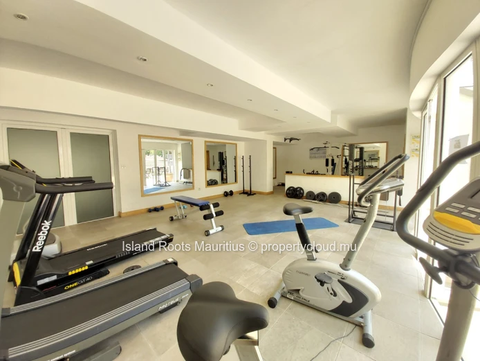 Beautiful apartment located in second position from the beach!