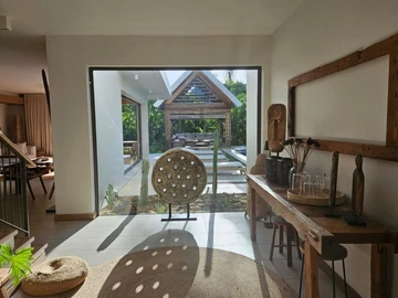 4 Bedroom Villa