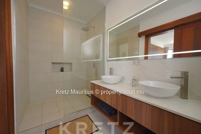Exceptional apartment in Pointe aux Canonniers