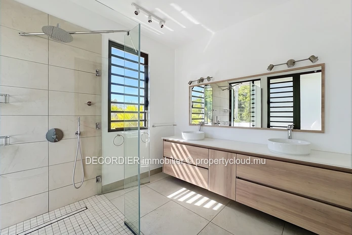 Maison à vendre - Beau Plan