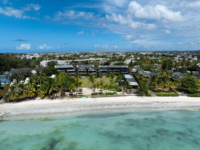 Appartement 3 chambres en bord de mer à vendre – Pereybère, Grand Baie