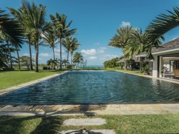 6 Bedroom Villa