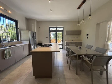 Maison de 4 Chambres