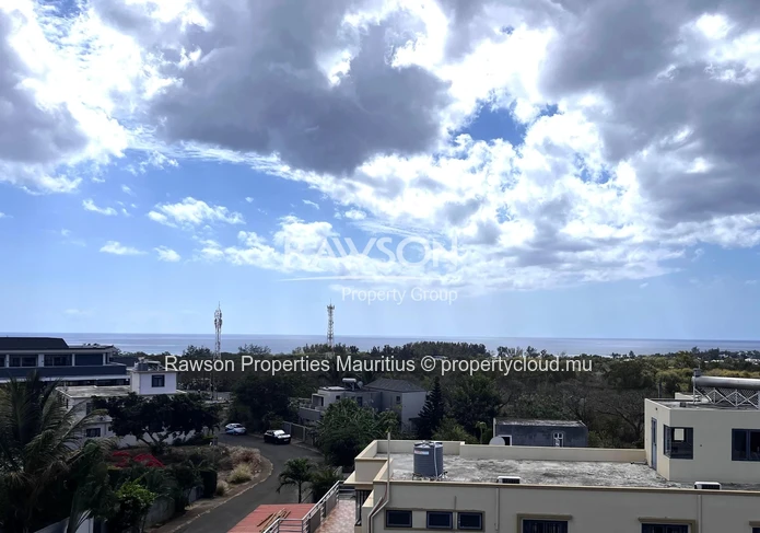 2 Bedroom Apartment For Sale in Albion