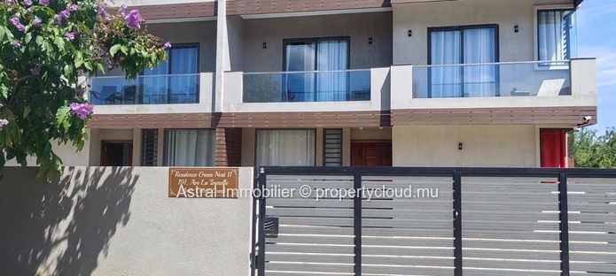 Exclusivity at Astra-l Residence Intimate residence with only 6 apartments – Green Creek area 
