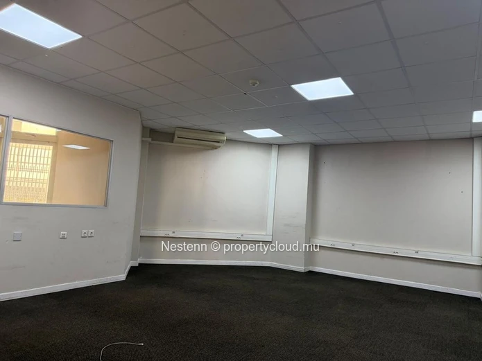 Office space of 1,000 m² on the 8th Floor
