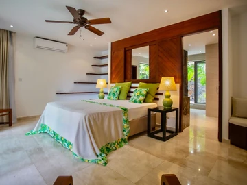 8 Bedroom Villa