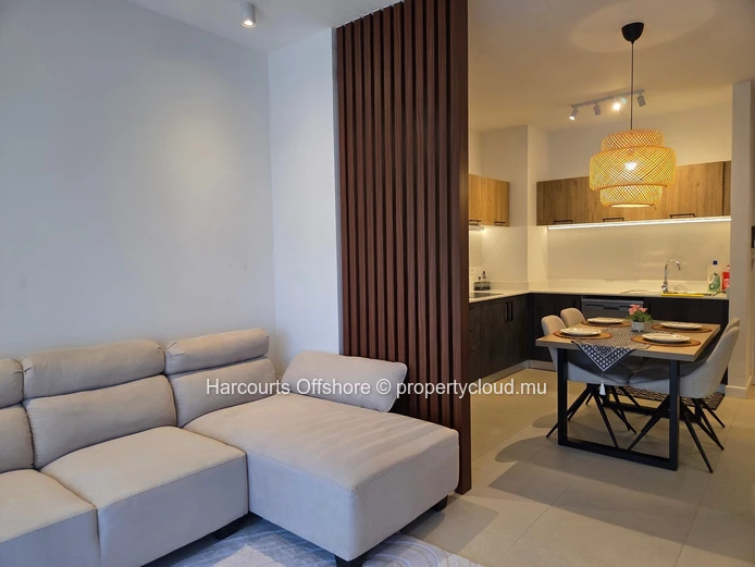 Charming fully furnished 3 bedroom apartment to let in Beau Plan Smart City