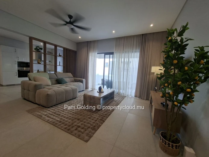 Brand New 2-Bedroom Apartment for Rent in Pereybere – Modern Comfort in a Prime Coastal Location