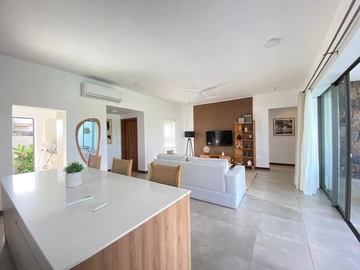 4 Bedroom Villa