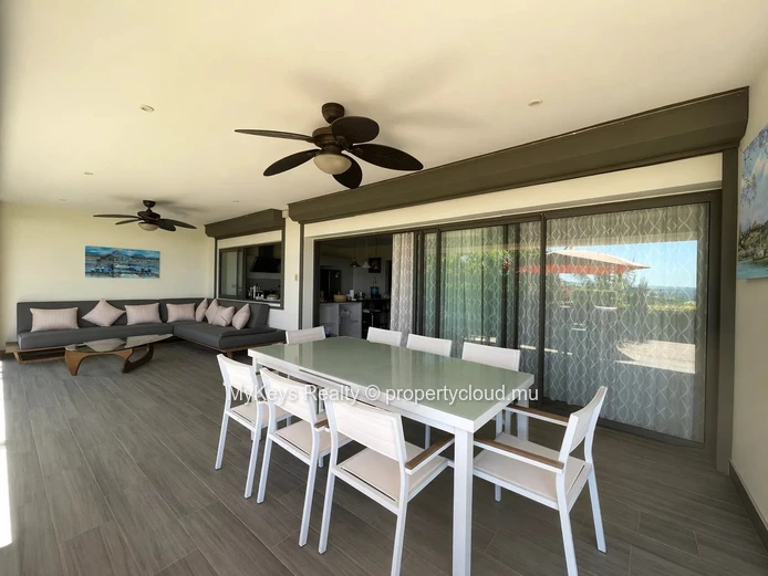 Appartement A Louer - Vue Mer Panoramique – Jardin Privé