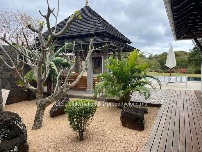 For Sale an Exceptional Villa at Tamarina Golf Resort in the West of Mauritius – Elegance and Tropical Art of Living
