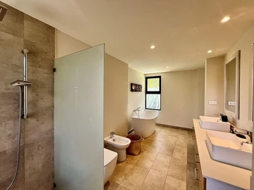 3 Bedroom Villa
