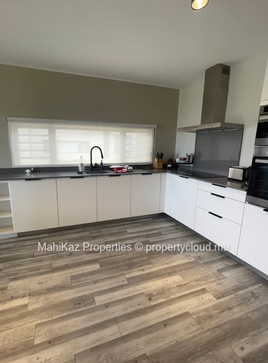 Luxurious Apartments for Rent in Ruisseau Palmyre, Flic en Flac – Premium & Peaceful Living 