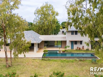 4 Bedroom Villa