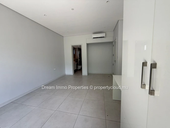 2-bedroom apartment with huge terrace & pool view in Pointe aux Canonniers – Mauritius