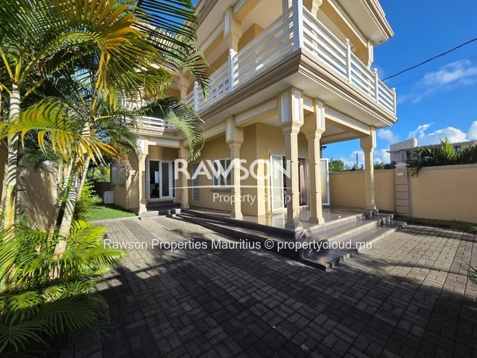 Large Family Villa | 4 Bedrooms | Private Pool | Grand Baie