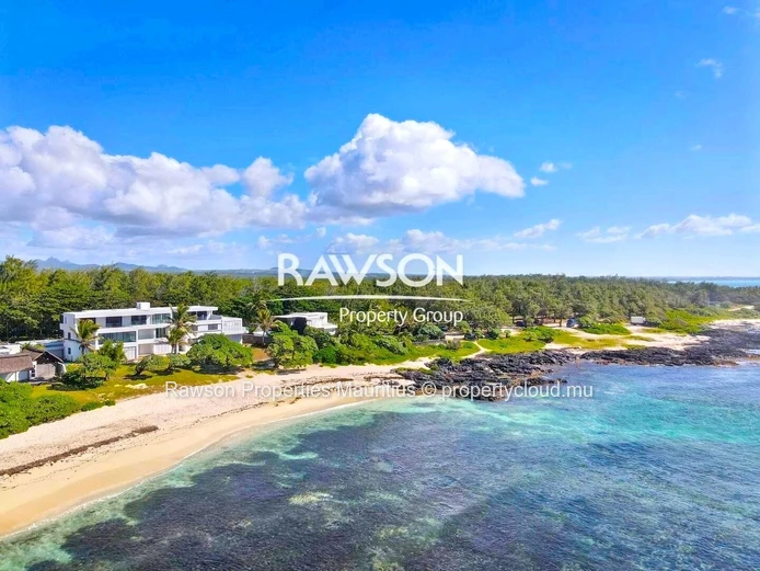 Magnifique Penthouse Pied Dans L’Eau – Accessible Aux Mauriciens