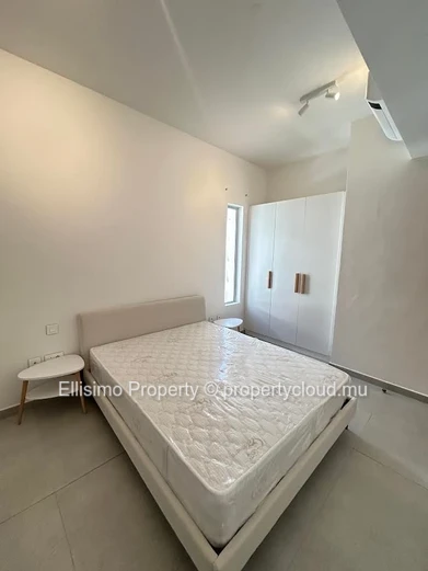 À Louer – Élégant Penthouse 3 Chambres à Péreybère
